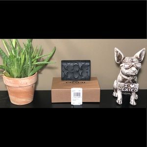 NEW! COACH bifold card case in cross grain leather